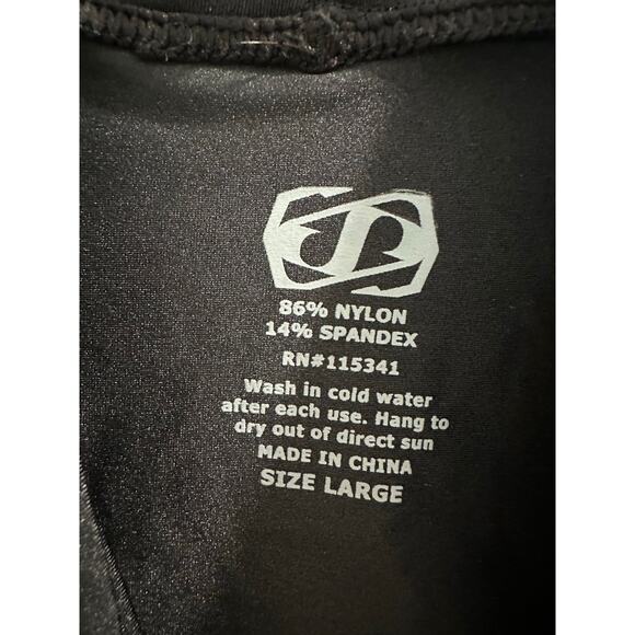 Jetpilot Women‘s Basic Black Halfsleeve Rashguard  Rash Guard M/L EUC Swim Shirt - Picture 5 of 5